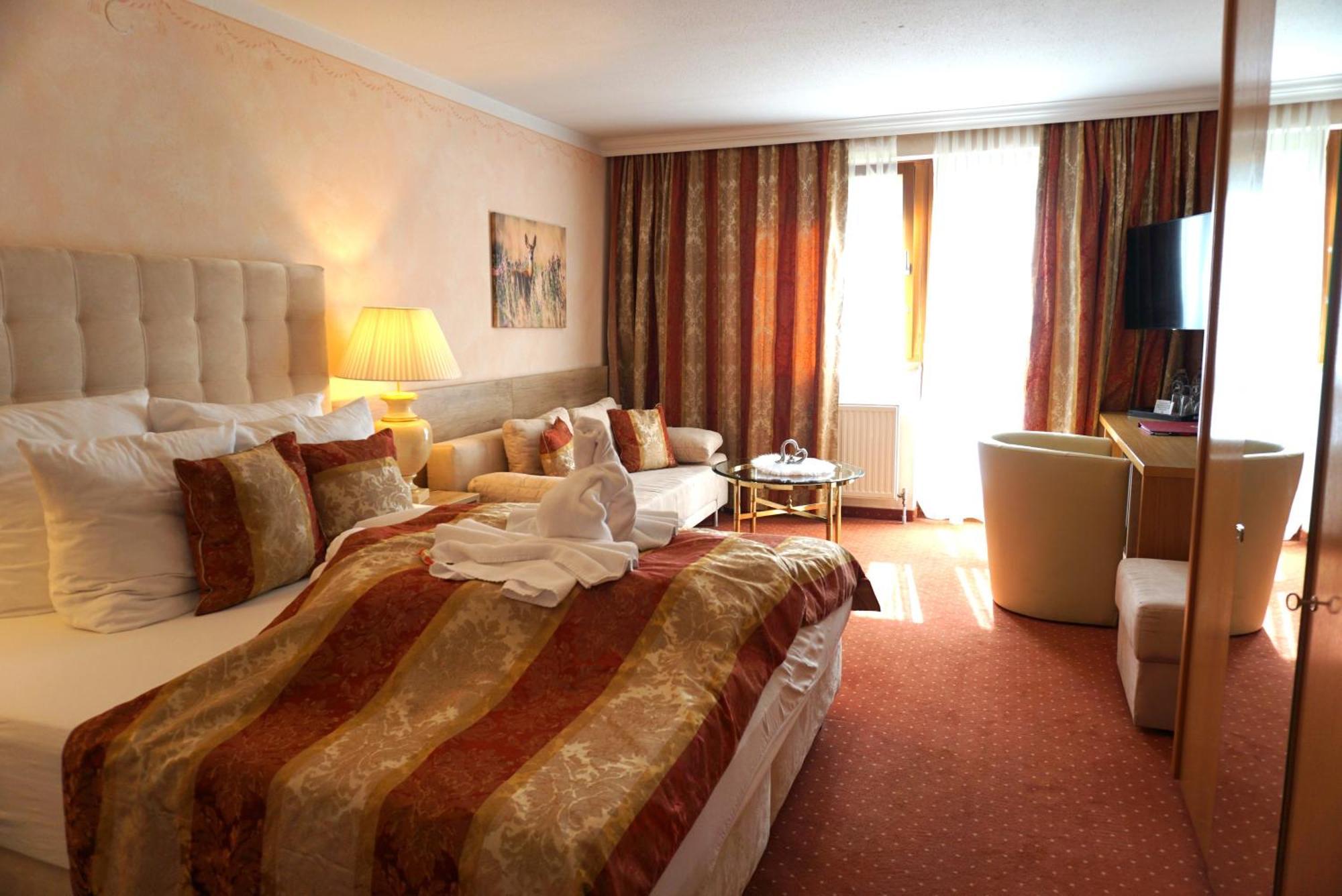 Hotel Alpenkoenigin - Sommer Silvretta Premium Card Inklusive See Exterior photo