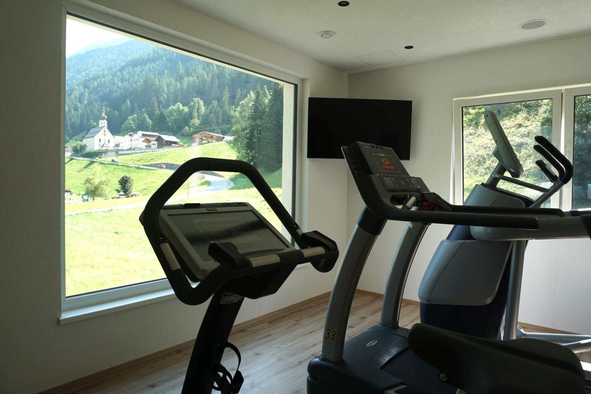 Hotel Alpenkoenigin - Sommer Silvretta Premium Card Inklusive See Exterior photo